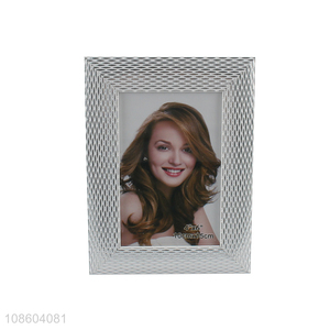 Factory direct sale tabletop plastic photo frame with black string