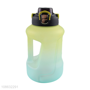 Factory supply 1600ml gradient color plastic gym sports water bottle