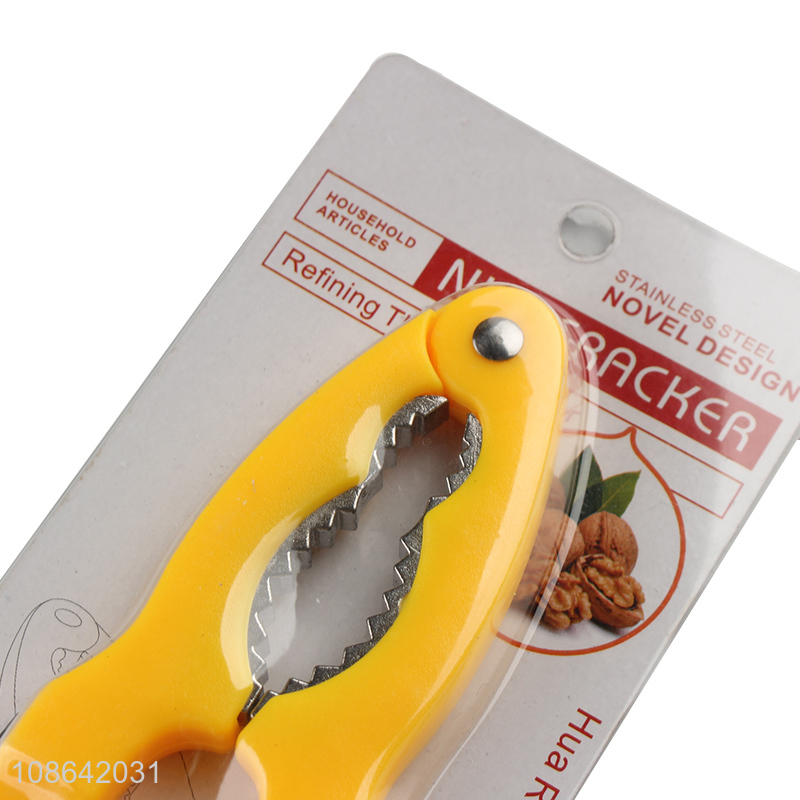 High quality plastic kitchen gadget nut cracker for sale