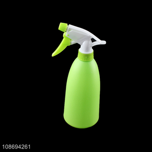 Good quality all-purpose <em>spray</em> <em>bottle</em> for plant, pet & alcohol