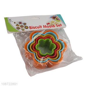High quality 5 pieces flower shape plastic cookies cutters for kids