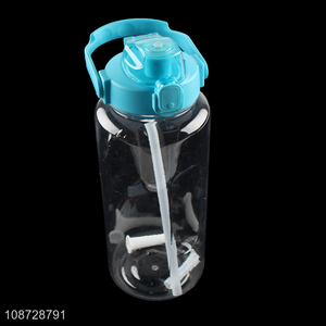 Hot selling 2000ml outdoor sports plastic water bottle with <em>straw</em>