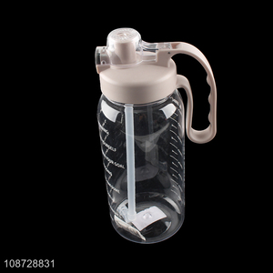 Good price 2000ml spill-proof plastic sports water bottle with <em>straw</em>