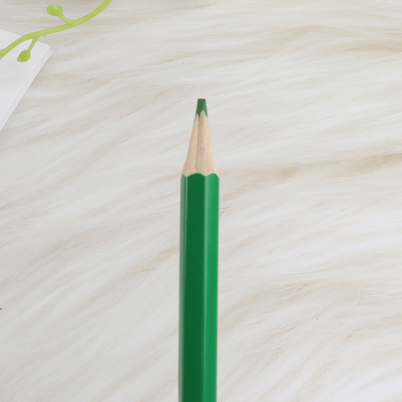 Wholesale 12pcs pre-sharpened colored pencils for kids