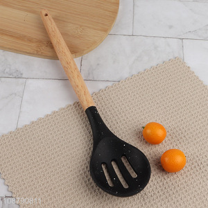 High quality wooden handle silicone slotted cooking <em>spoon</em>