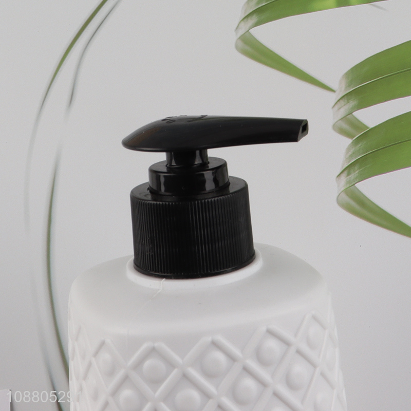 China factory household hand pressure liquid soap dispenser