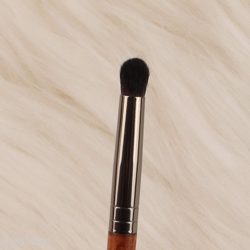 Wholesale soft bristle wooden handle eyeshadow brush makeup brush