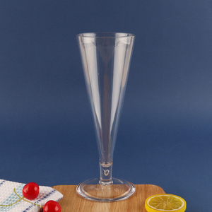 New Arrival Clear Footed Acrylic Juice Glasses Soda Glasses