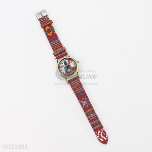 PU Colorized Wrist Watch with Big Ben Pattern and Stainless Steel Back