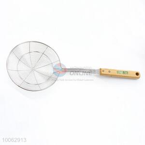 Wholesale mesh/wire strainer with wood handle