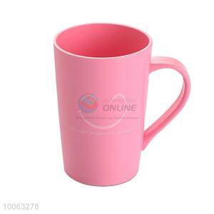 Good quality smile face pattern  plastic cup