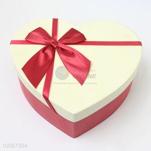 Best Selling Heart Shaped Gift Box with Red Bowknot for Decoration