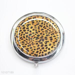 Little Yellow Leopard Pattern Round Metal Pocket Makeup Mirror