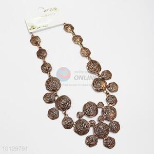 Burnished copper rose shaped alloy necklace