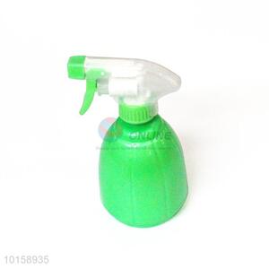 Green Plastic Multi-Purpose Spray Bottle