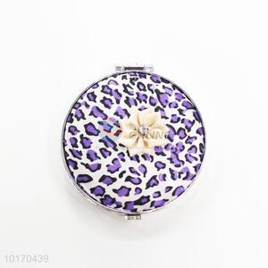 Beautiful Mini Round Cosmetic Mirror with Flower