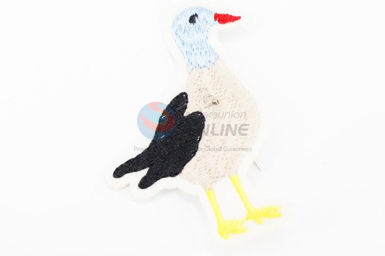 Competitive price duck shape embroidery badge brooch