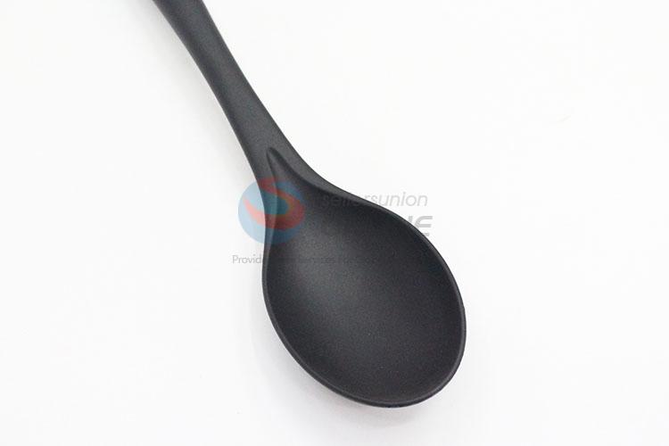 Hot-selling daily use black spoon