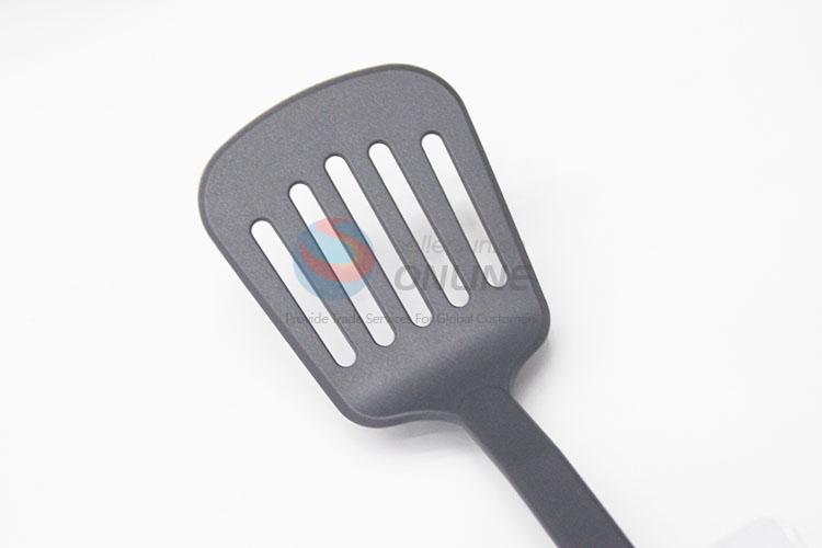 High Quality Leakage Shovel Cheap Kitchen Utensils