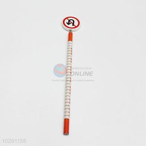 Wholesale Price New Design Silm Traffic Signal Pattern Wooden Pencil