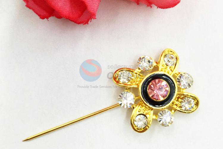 New Arrival Decorative Rhinestone Brooch Pin