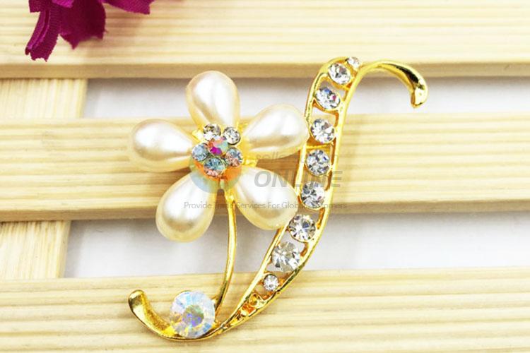 Pretty Cute Rhinestone Brooch for Wedding Invitations