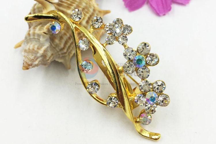 Cheap Price Beautiful Women Rhinestone Brooch/Breastpin