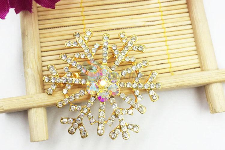 Beautiful Women Rhinestone Brooch/Breastpin in Snowflake Shape