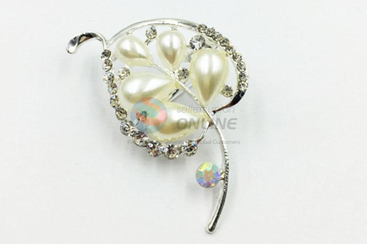 Fashion Style Rhinestone Brooch for Wedding Invitations