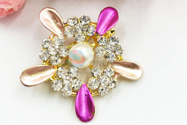 New Arrival Fancy Crystal Brooch Metal Breastpin