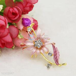 Latest Design Elegant Decorated Crystal Rhinestone Brooch