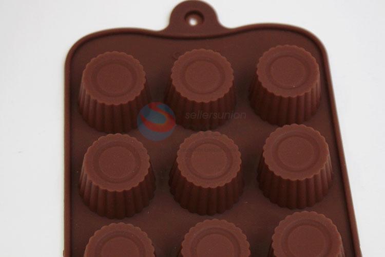 Fashion style cool cake mould