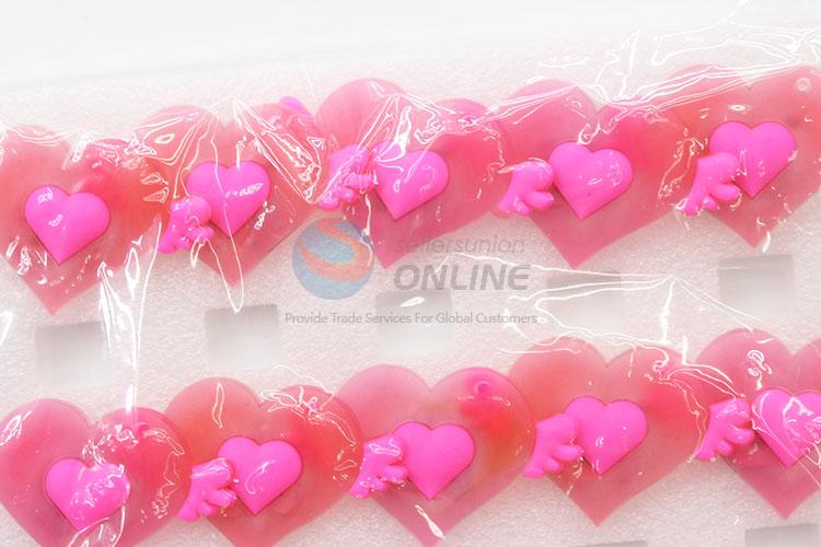 New product low price good pink loving heart shape flash brooches