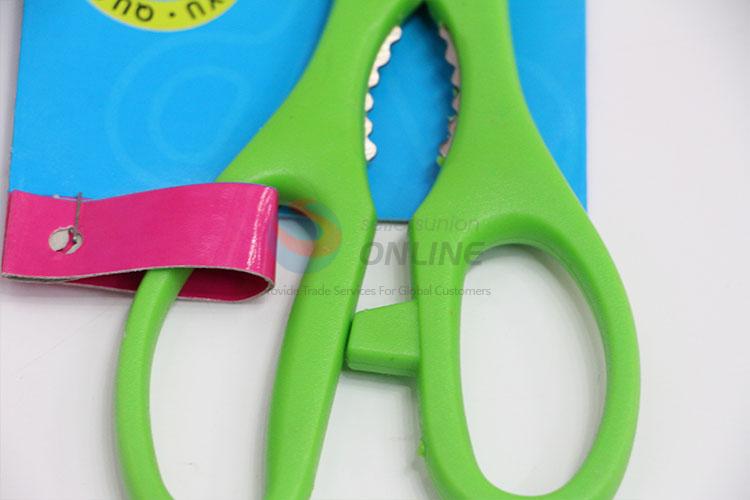 New arrival green scissors