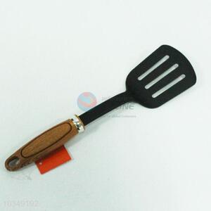 Dark Wooden Color Leakage Shovel for Kitchen