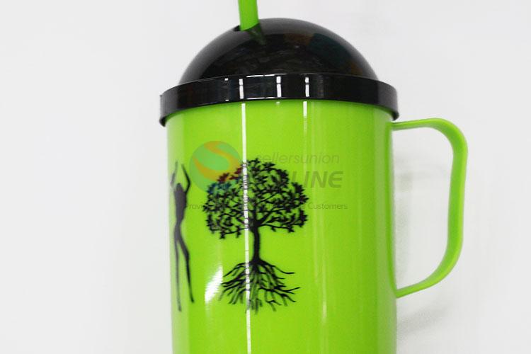 Fashion Tree Pattern Plastic Water Cup  with Spoon