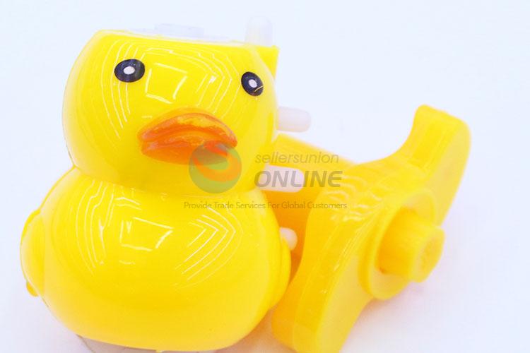 Great cheap new style duck shape music flash spinning top