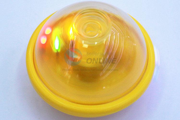 Fashion style yellow music flash spinning top