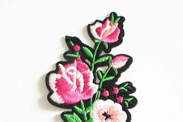 Popular Wholesale Flower Embroidery Patch For Cloth