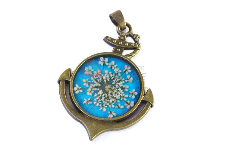 Popular Bronze Zinc Alloy Pendant With Real Flower