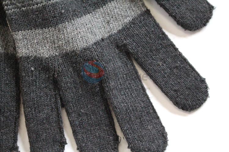 Bottom price factory supply warm knitted gloves for adults