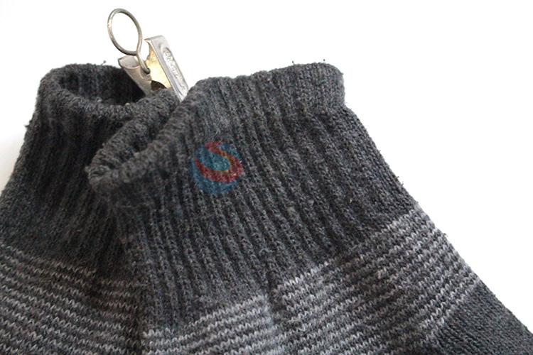 Bottom price factory supply warm knitted gloves for adults