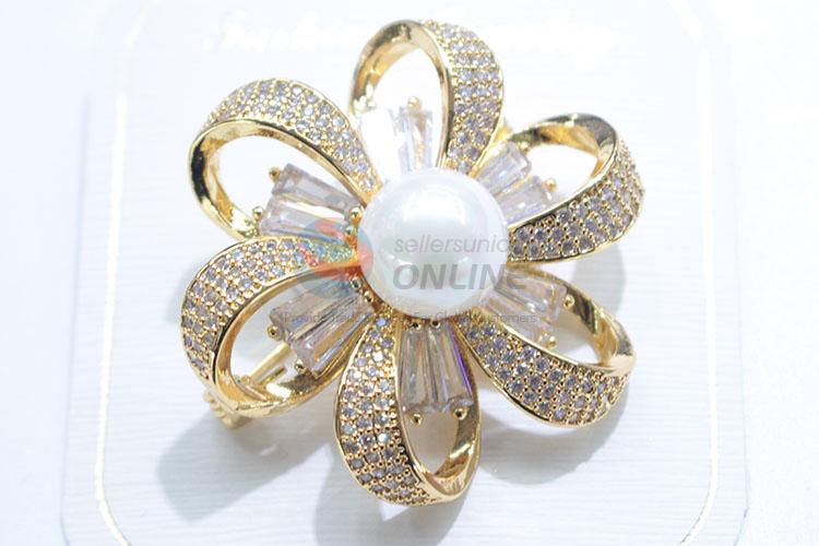 Beautiful design zircon brooch