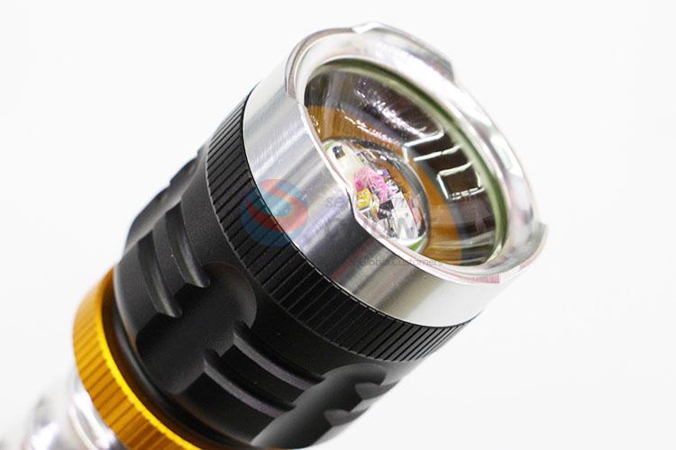 Serviceable LED Flashlight Super Bright 18650/AAA Powered with XPE Lamp Bulb