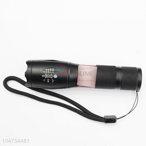 Elegant Flash Light with XPE Lamp Bulb and 18650 Battery