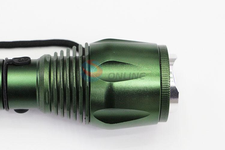 China Factory Green Color Aluminum Alloy Super Flashlight with T6 Lamp Bulb and 18650 Battery