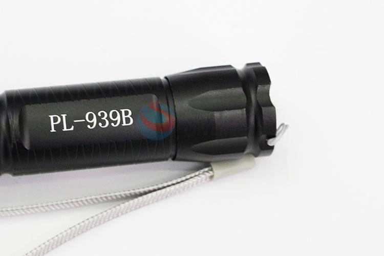 Simple Cute Affordable Cree XM-L XPE Flashlight Kit with 18650 Battery