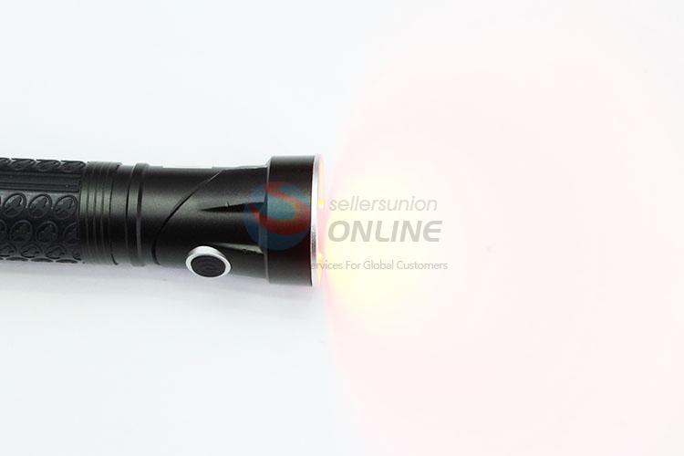 Factory Wholesale Mini Powerful LED Flashlight with XPE Lamp Bulb