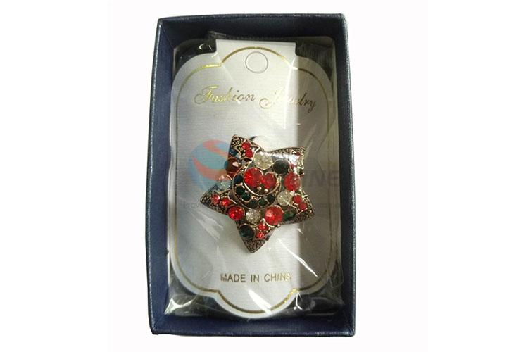 Best selling star pearled alloy brooch