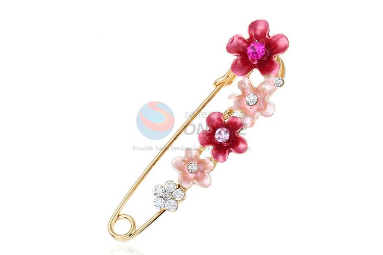 China wholesale safe pin shape flower alloy brooch